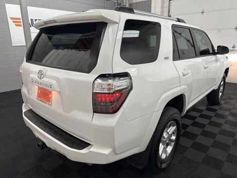 Used 2023 Toyota 4Runner SR5 Premium w/ Moonroof Package AWD/4WD image 10
