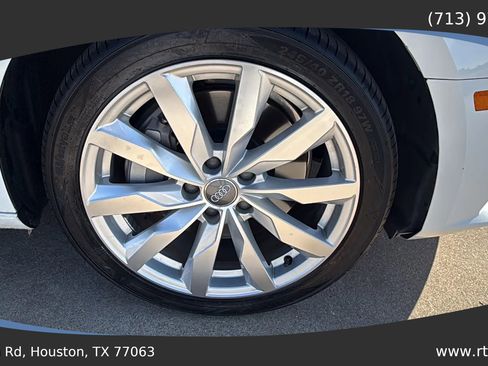 Used 2017 Audi A4 2.0T Premium w/ Convenience Package image 13