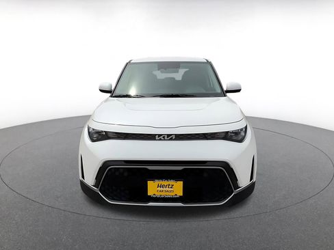 Used 2025 Kia Soul LX w/ LX Technology Package image 4