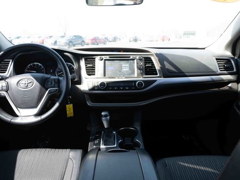 Used 2016 Toyota Highlander Plus image 20