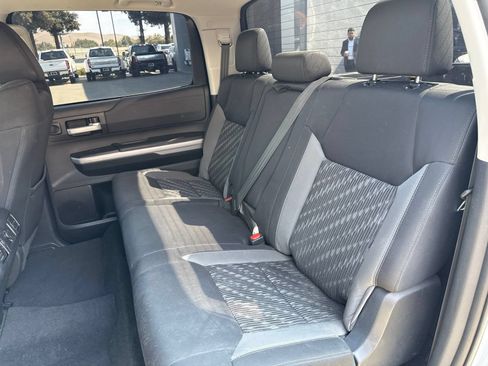 Used 2019 Toyota Tundra SR5 w/ SR5 Upgrade Package AWD/4WD image 14