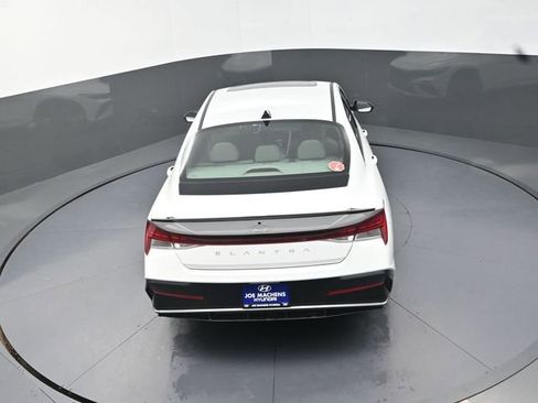 New 2026 Hyundai Elantra SEL Sport Premium FWD image 27