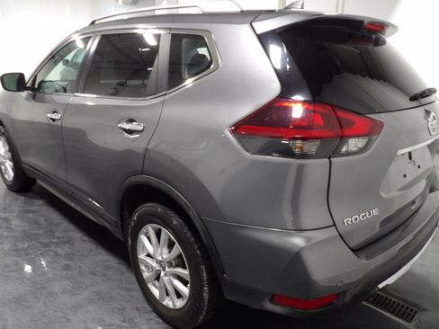 Used 2019 Nissan Rogue SV AWD/4WD image 5