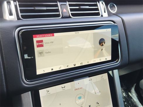 Used 2022 Land Rover Range Rover Westminster Edition image 12