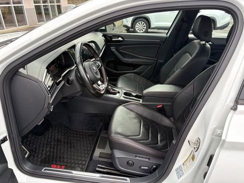 Used 2021 Volkswagen Jetta GLI Autobahn FWD image 12