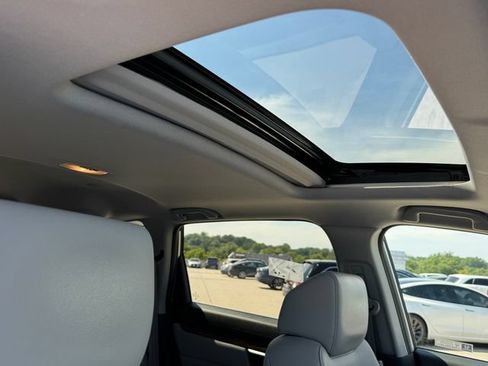 Certified 2021 Honda CR-V EX-L image 9