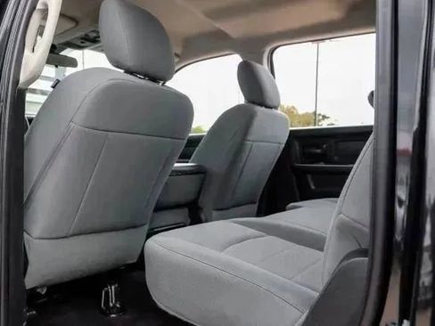 Used 2018 RAM 1500 Express w/ Black Ram 1500 Express Group image 43