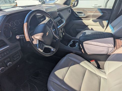 Used 2019 Chevrolet Tahoe LT image 8