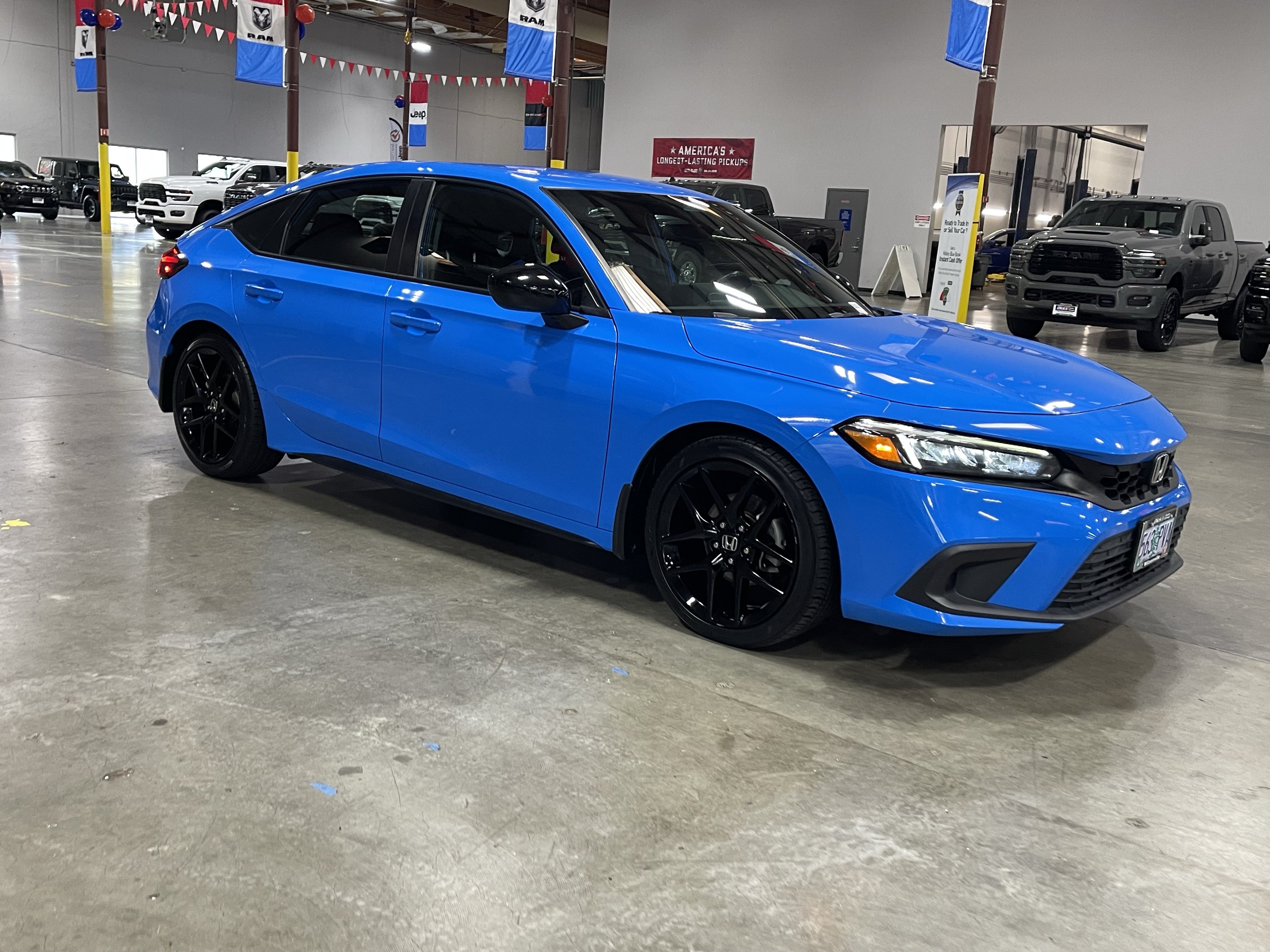 Used 2023 Honda Civic Sport image 7