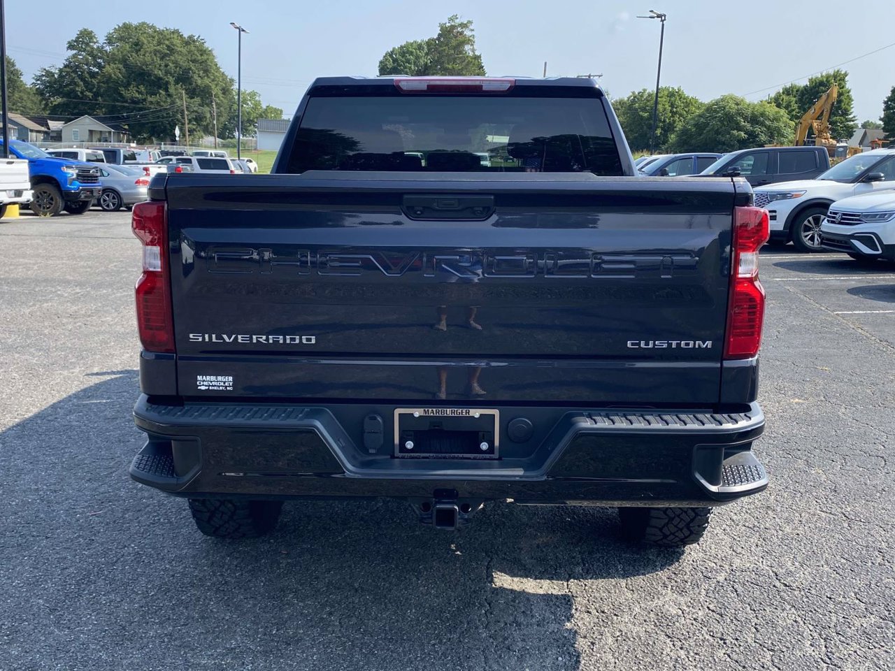 Used 2023 Chevrolet Silverado 1500 Custom Trail Boss AWD/4WD image 5