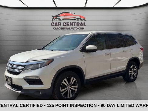 Used 2017 Honda Pilot EX image 1