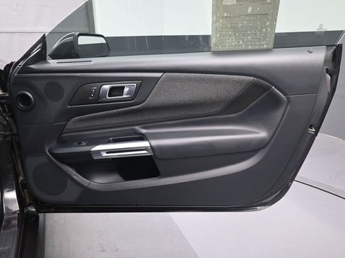 Used 2024 Ford Mustang Coupe image 10