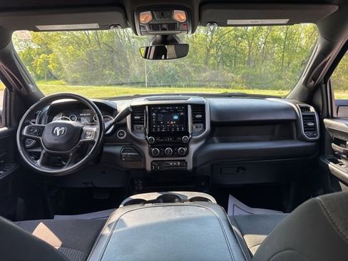 Used 2024 RAM 3500 Tradesman w/ Chrome Appearance Group image 12