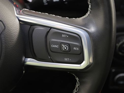 Used 2022 Jeep Wrangler Unlimited Sahara w/ Cold Weather Group AWD/4WD image 36