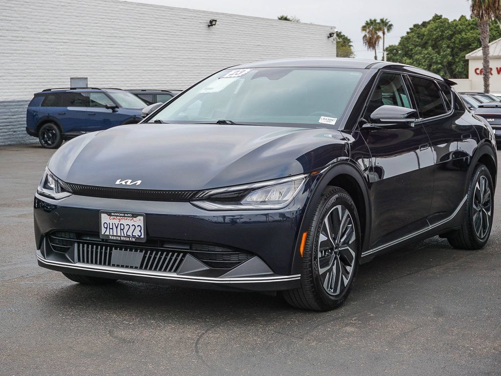Certified 2023 Kia EV6 Light RWD image 4