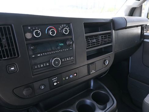 Used 2020 GMC Savana 2500 w/ Driver Convenience Package RWD image 12