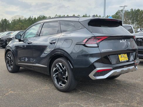 Used 2024 Kia Sportage SX image 3