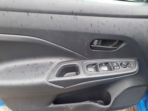 Used 2024 Nissan Versa S w/ Trunk Package image 16