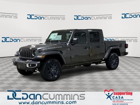 New 2026 Jeep Gladiator Mojave AWD/4WD image 1