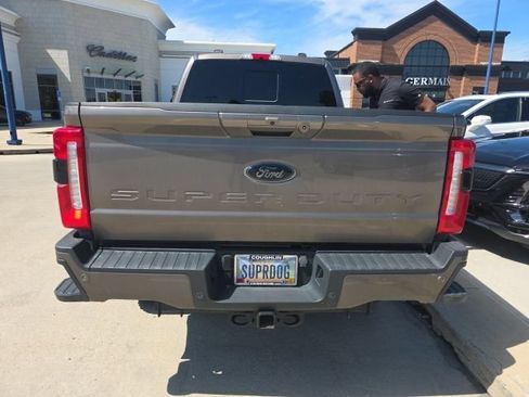 Used 2023 Ford F250 Lariat w/ Lariat Ultimate Package AWD/4WD image 7