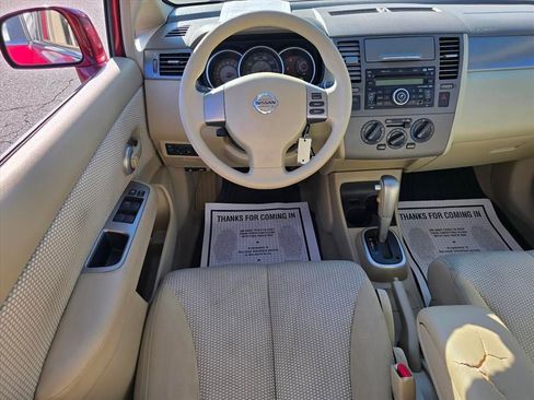Used 2007 Nissan Versa Sedan FWD image 3
