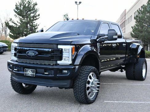 Used 2019 Ford F450 Limited image 10