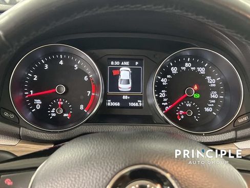 Used 2017 Volkswagen Passat 1.8T SEL Premium FWD image 22