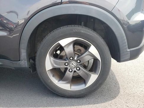 Used 2018 Honda HR-V EX image 27