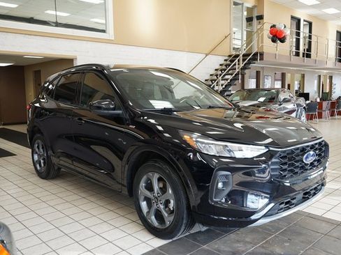 Used 2023 Ford Escape ST-Line Select w/ Tech Pack #2 image 18