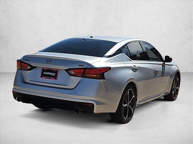 Used 2024 Nissan Altima 2.5 SR FWD image 5