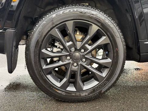 New 2026 Jeep Grand Cherokee Limited AWD/4WD image 18