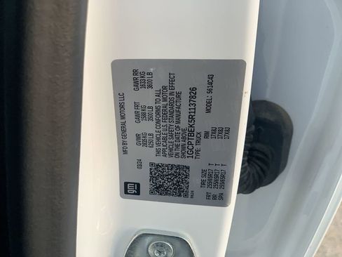 Used 2024 Chevrolet Colorado W/T w/ Advanced Trailering Package image 33