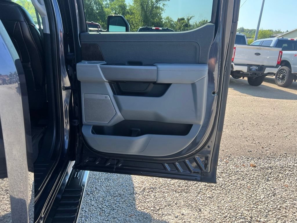 Used 2021 Ford F150 Lariat AWD/4WD image 18