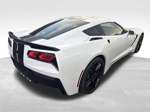 Used 2019 Chevrolet Corvette Stingray Coupe RWD image 20