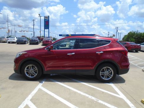 Used 2017 Hyundai Santa Fe Sport FWD image 4