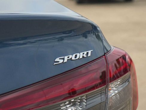 Used 2025 Honda Civic Sport image 8