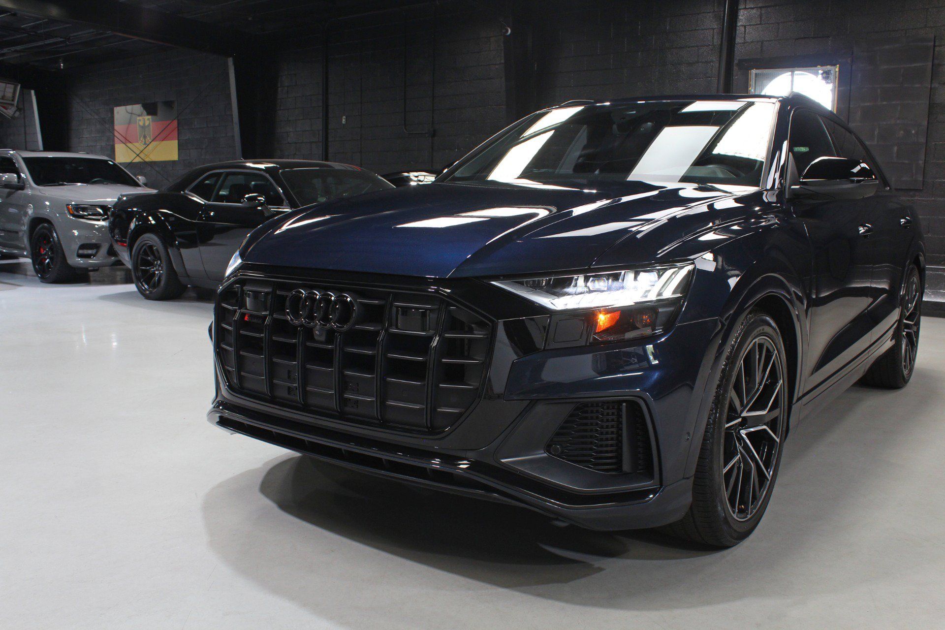 Used 2023 Audi SQ8 Premium Plus AWD/4WD image 5