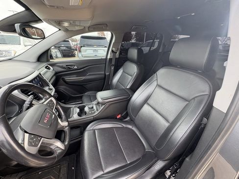 Used 2022 GMC Acadia SLT w/ Preferred Package image 6