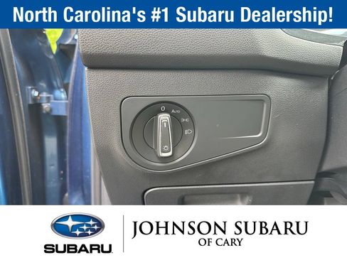 Used 2019 Volkswagen Tiguan SE w/ Panoramic Sunroof Package FWD image 15
