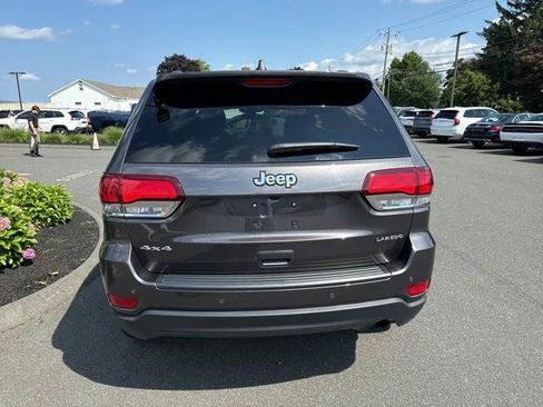 Certified 2021 Jeep Grand Cherokee Laredo AWD/4WD image 4