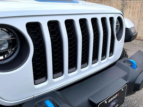 Used 2022 Jeep Wrangler Unlimited Rubicon 4xe w/ Cold Weather Group image 30