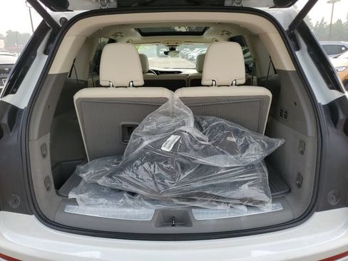 Used 2021 Cadillac XT6 Premium Luxury AWD/4WD image 40