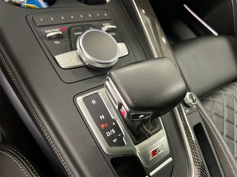 Used 2019 Audi S4 Premium Plus w/ Premium Plus Package image 16