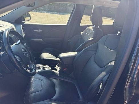 Used 2020 Jeep Cherokee Limited AWD/4WD image 21
