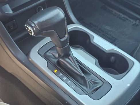 Used 2020 Chevrolet Colorado LT image 31