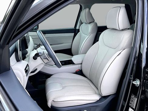 Used 2024 Hyundai Palisade Calligraphy FWD image 8
