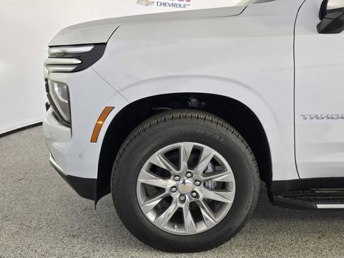 New 2026 Chevrolet Tahoe Premier w/ Sun And Tow Package AWD/4WD image 8