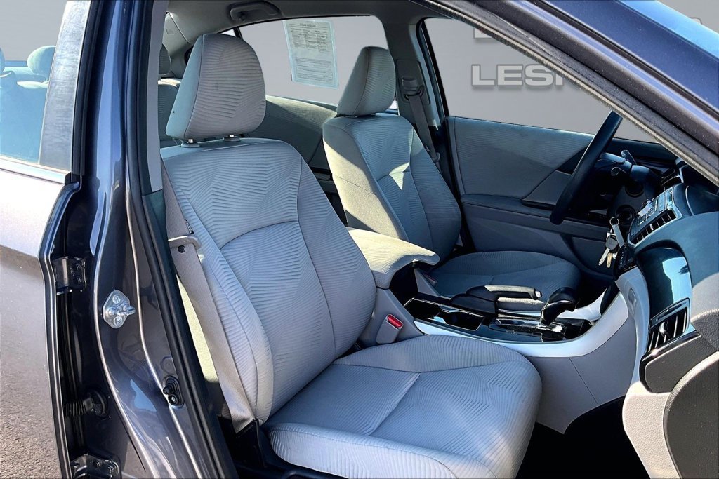 Used 2016 Honda Accord LX image 7