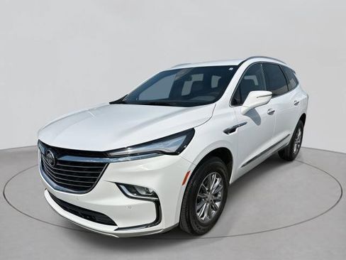 Used 2022 Buick Enclave Essence w/ LPO, Floor Liner Package image 77