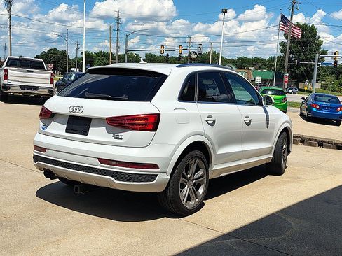 Used 2016 Audi Q3 2.0T Prestige w/ Prestige Package AWD/4WD image 5
